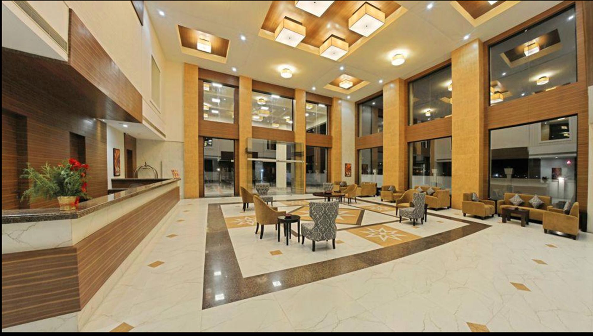 Poppys Hotel Мадурай Экстерьер фото