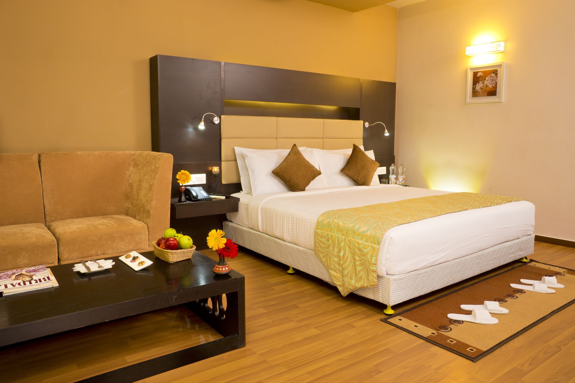 Poppys Hotel Мадурай Экстерьер фото
