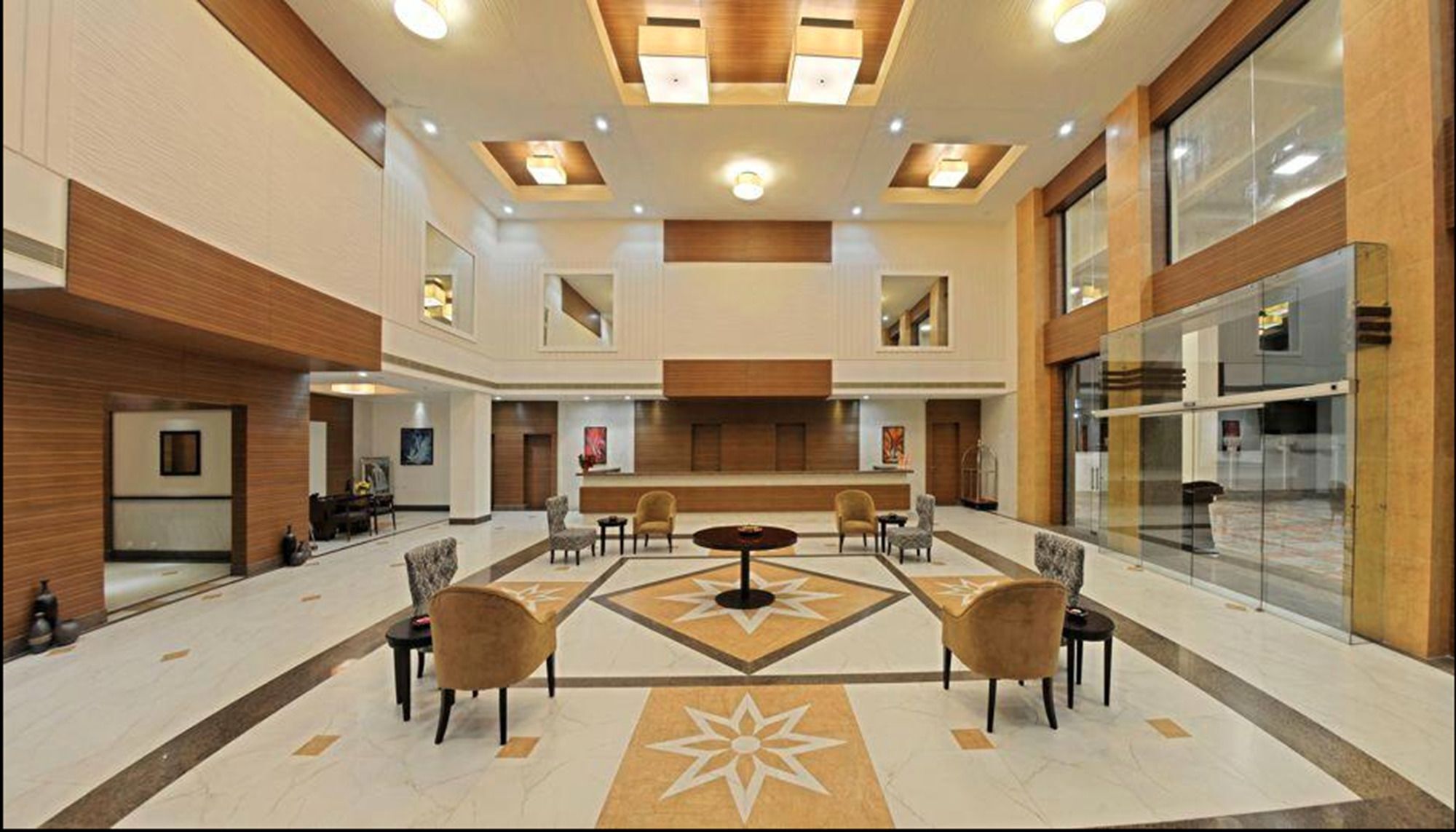 Poppys Hotel Мадурай Экстерьер фото